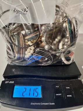 100 wearable Beacelet Lot